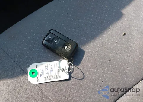 2009 Toyota Prius z USA, uszkodzony, nr VIN JTDKB20UX93503192